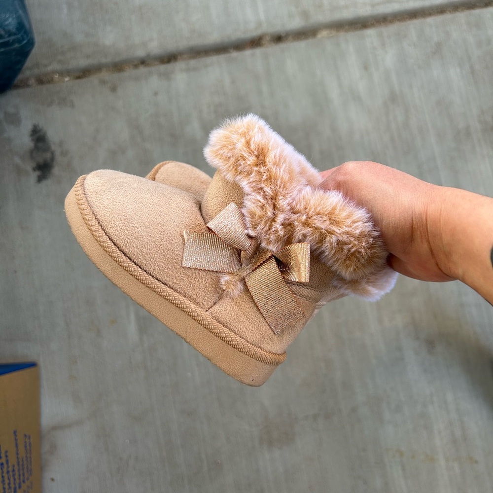 Cozy Tan Kids Booties